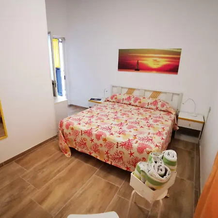 아파트 Medieval Flat *