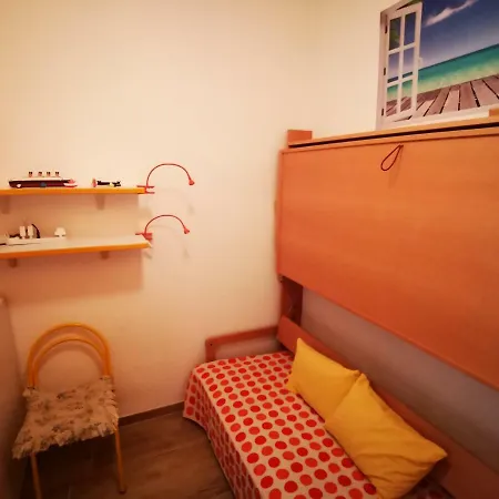 Medieval Flat Apartment *